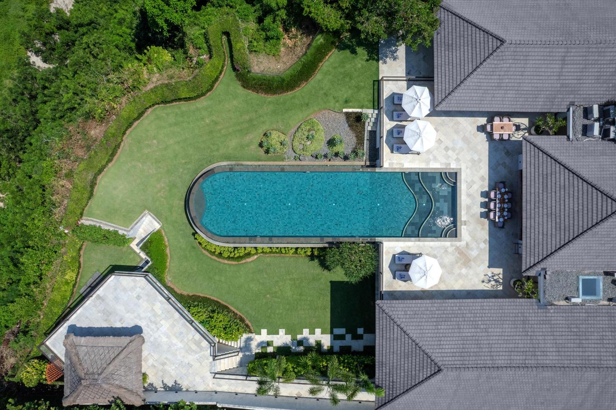 Отель Karang Saujana Улувату Экстерьер фото